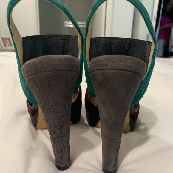 Dana Davis Heels - Picture 3 of 4